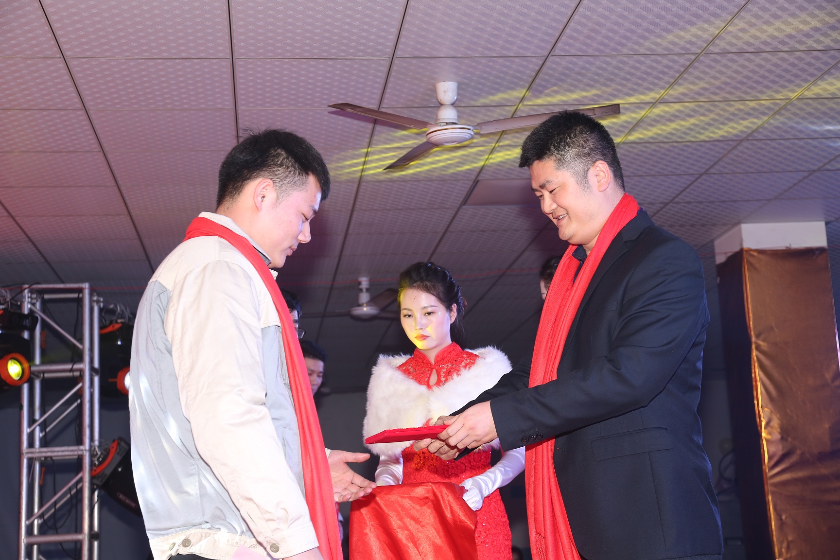 mg冰球突破(中国区)官方网站