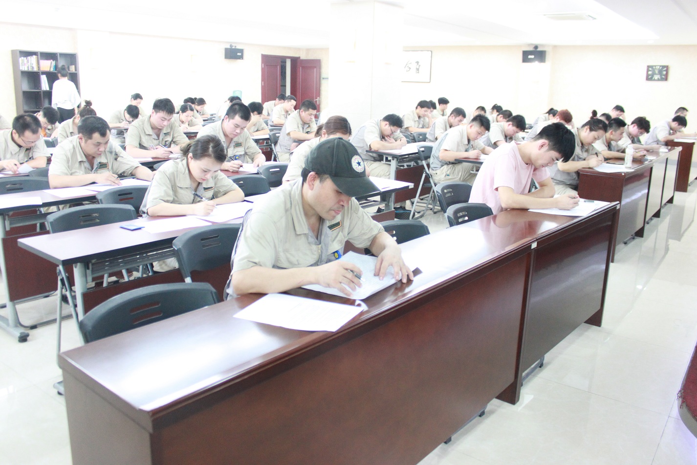 mg冰球突破(中国区)官方网站